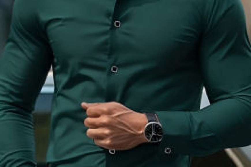 MenS Elegant Black Long Sleeve Button-Up Shirt2